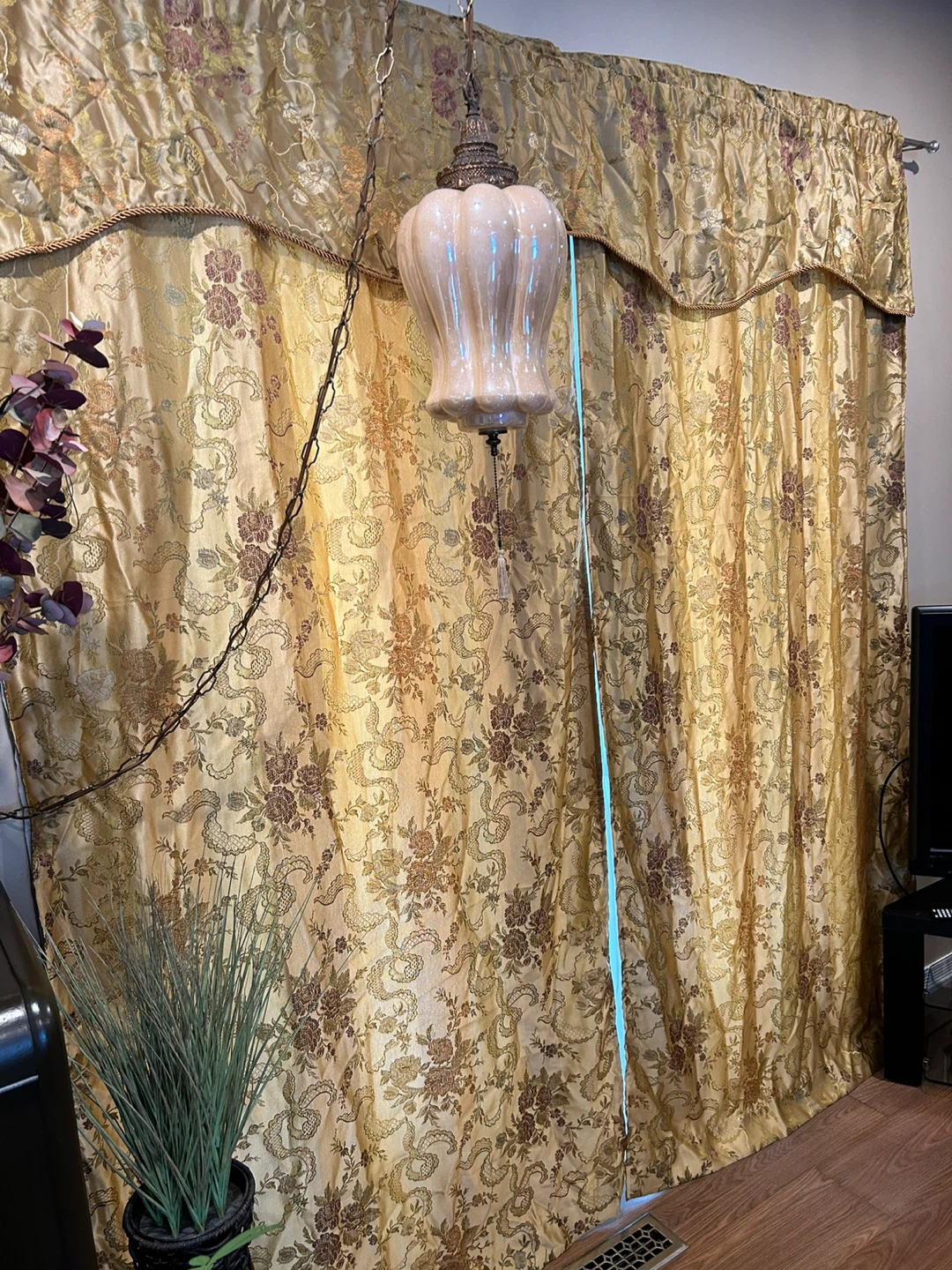 Floral Patterned Curtain with Valance - photo 5
