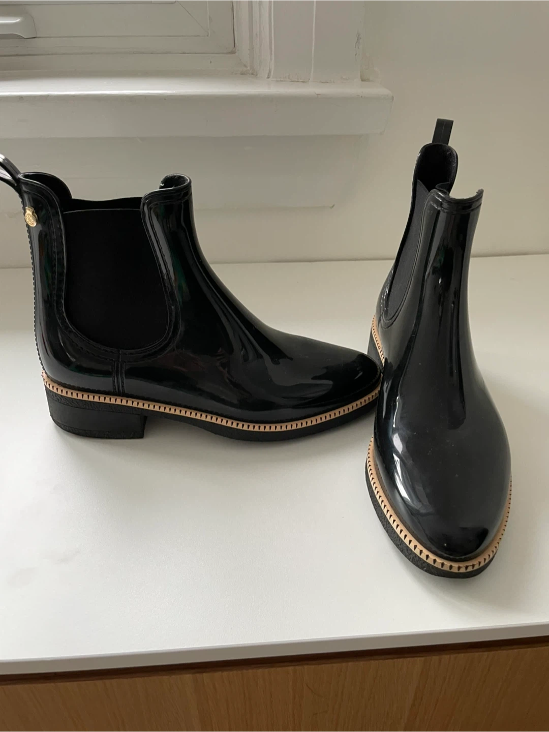 Lemon Jelly Black Chelsea Boots Size 39