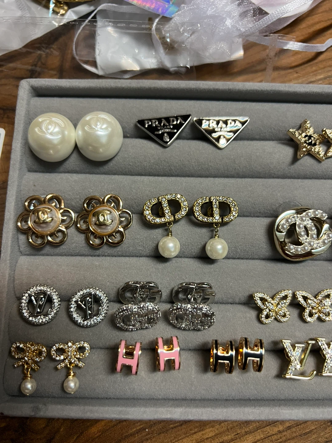 Louis Vuitton, Channel, Dior, Prada, Hermes Earrings - photo 2