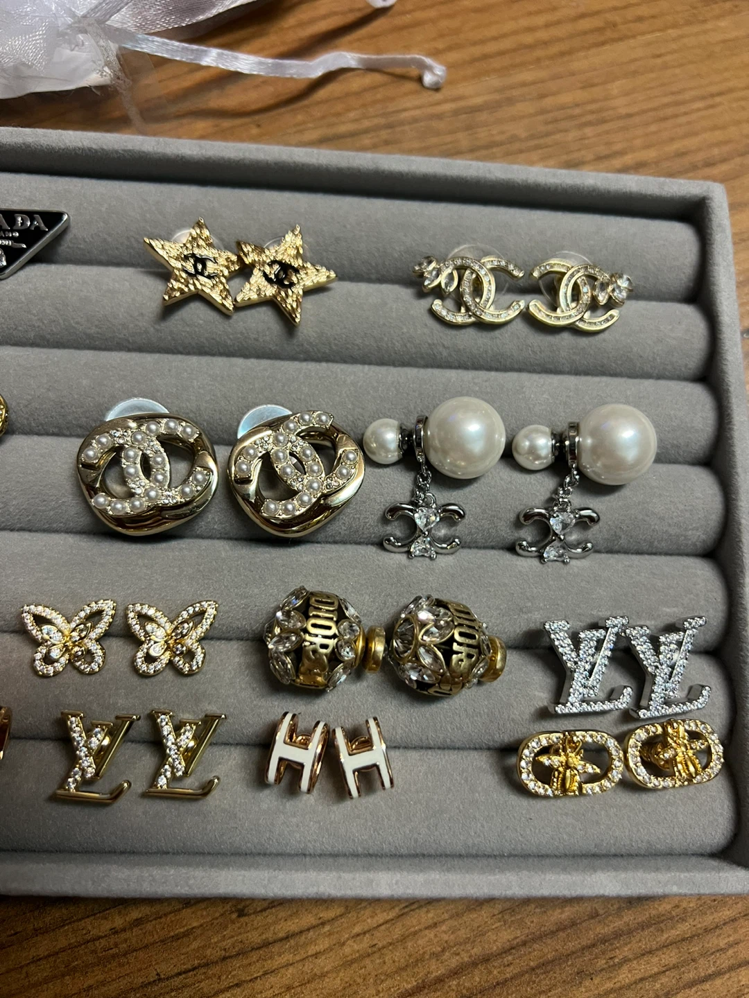 Louis Vuitton, Channel, Dior, Prada, Hermes Earrings - photo 3