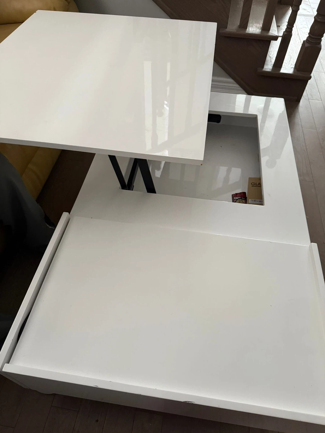 White Lift Top Coffee Table
