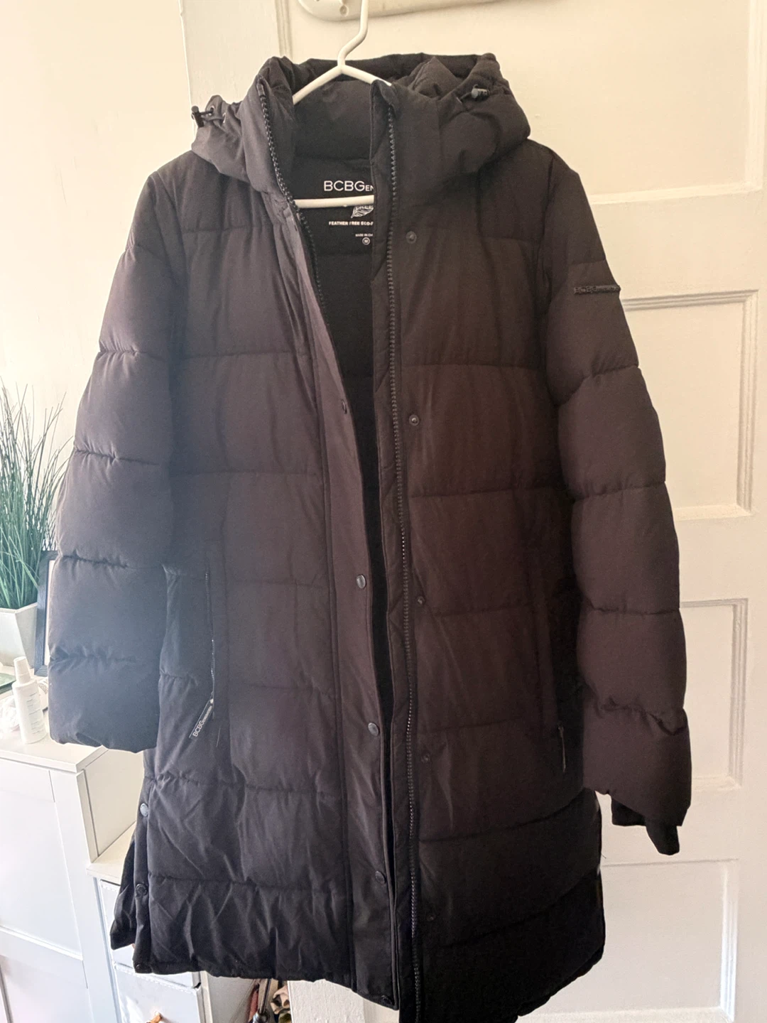 Women’s BCBGeneration Black Puffer Coat - Size M - photo 3