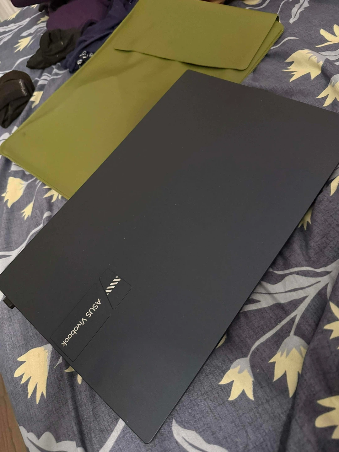 ASUS Vivobook AMD Ryzen 7 Laptop- 2024