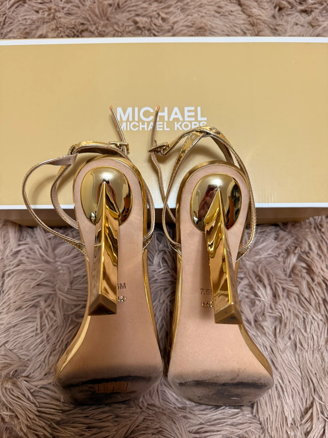 Michael Kors Halle Sandal, US 7.5M, Pale Gold 🥕 - photo 3