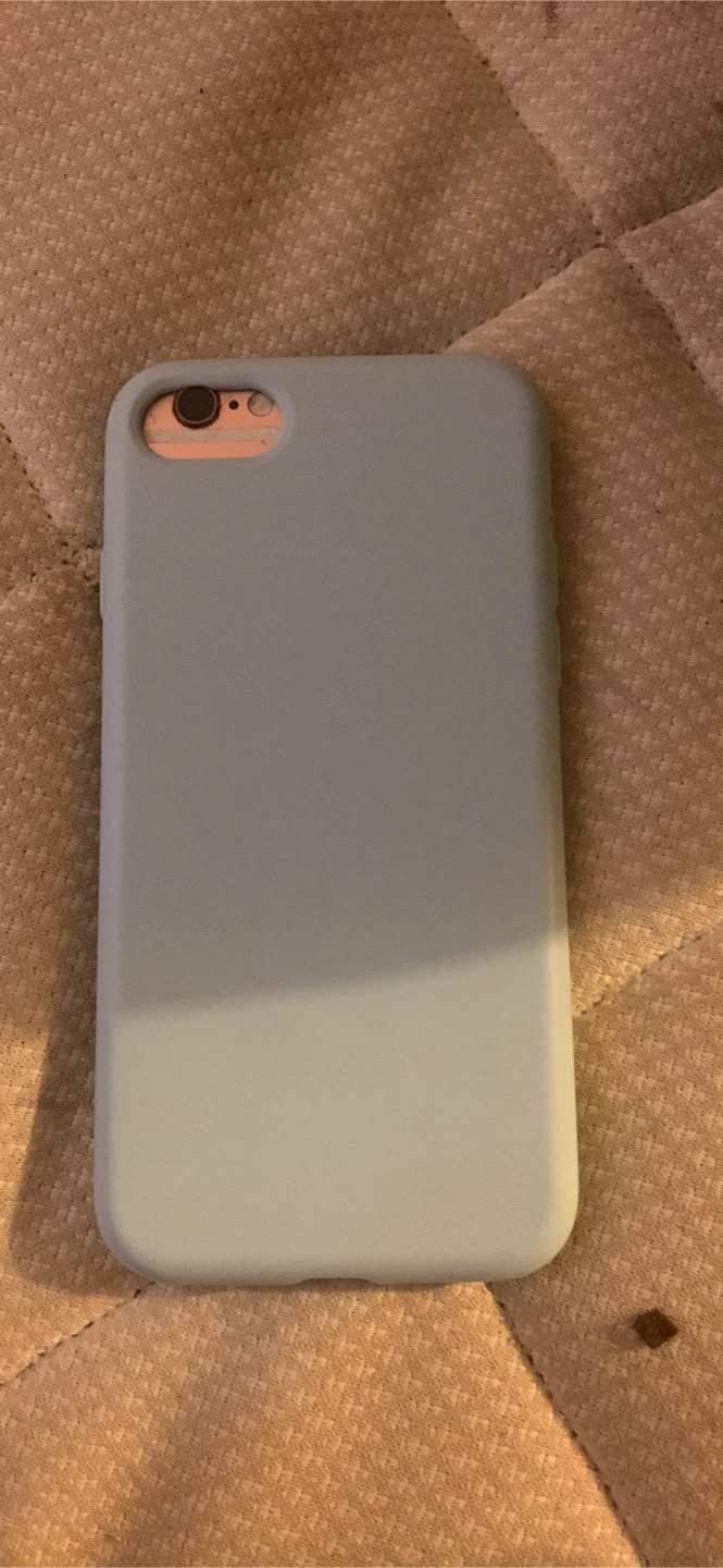 iPhone 6 - photo 3