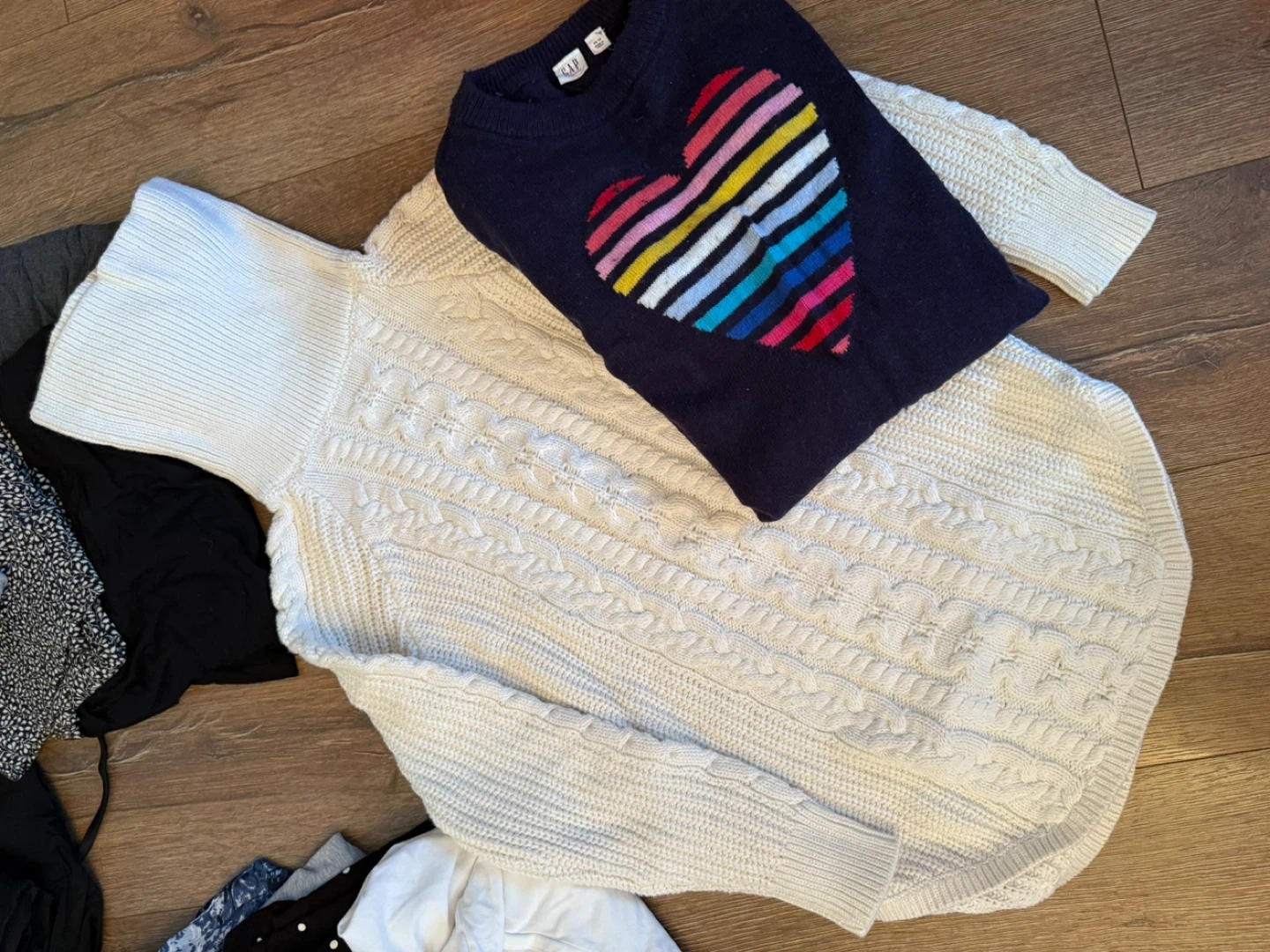 Maternity Clothing Mixed Lot - photo 3