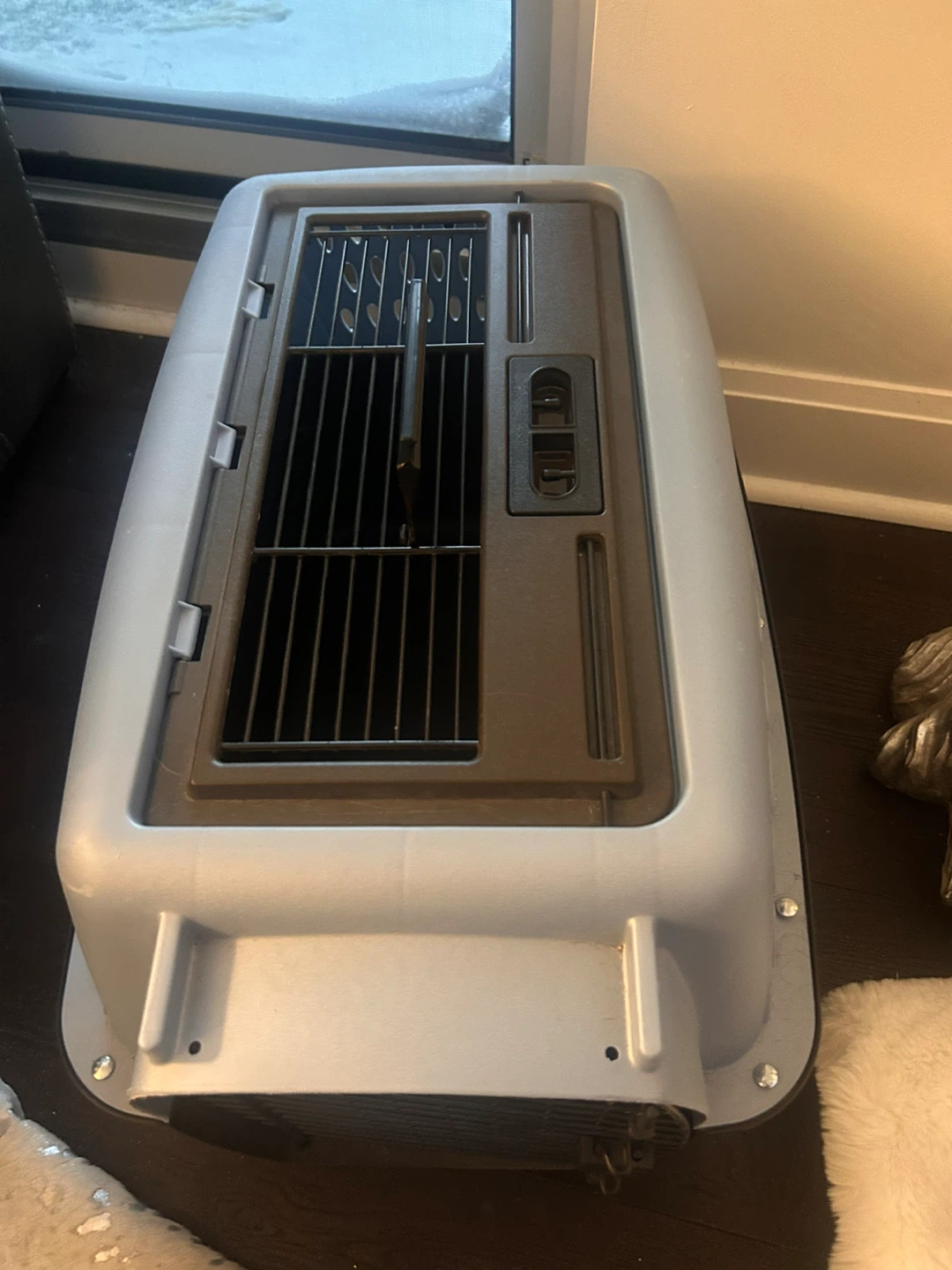 Pet Carrier - Grey & Brown used only once - photo 2