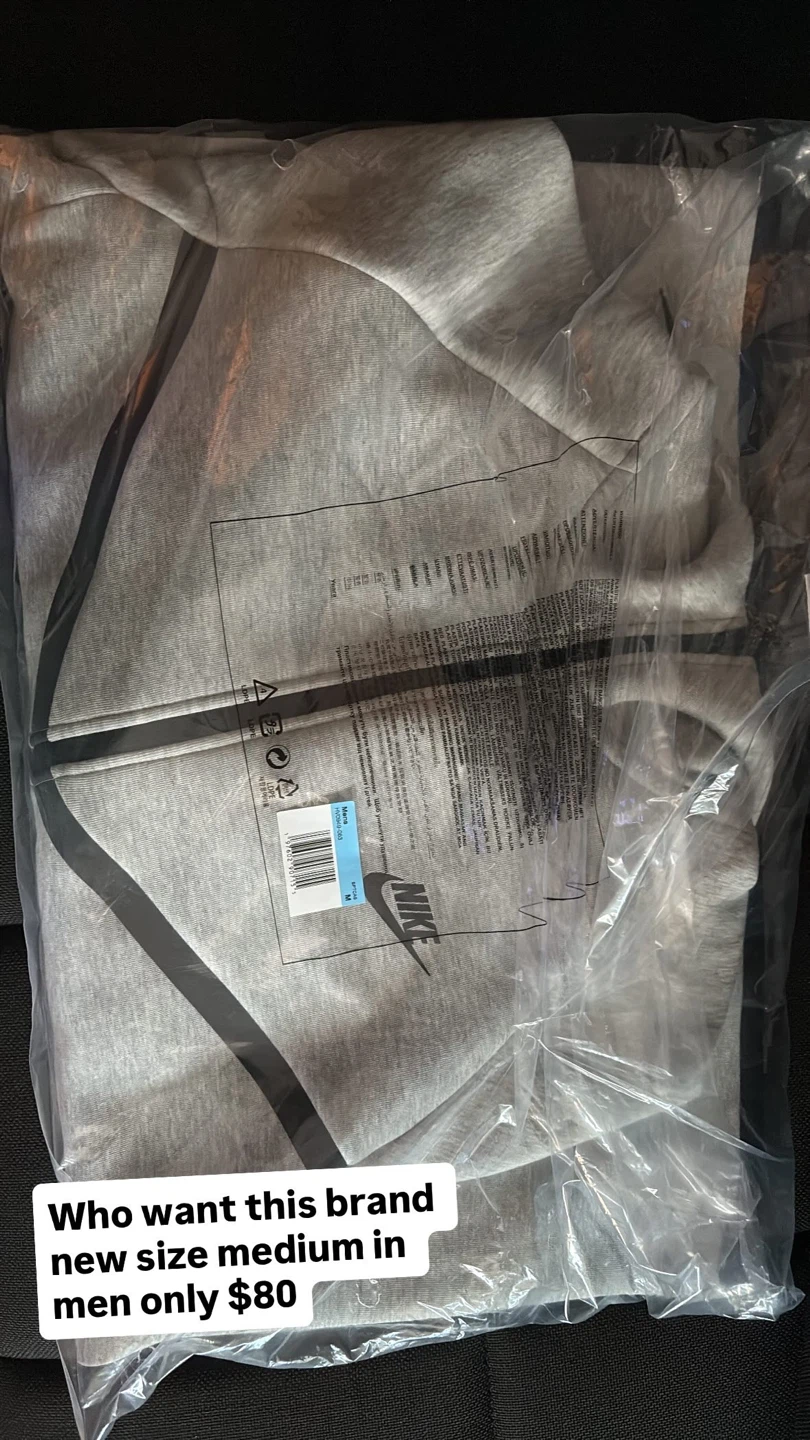 New Nike Men's Medium Jacket - $80