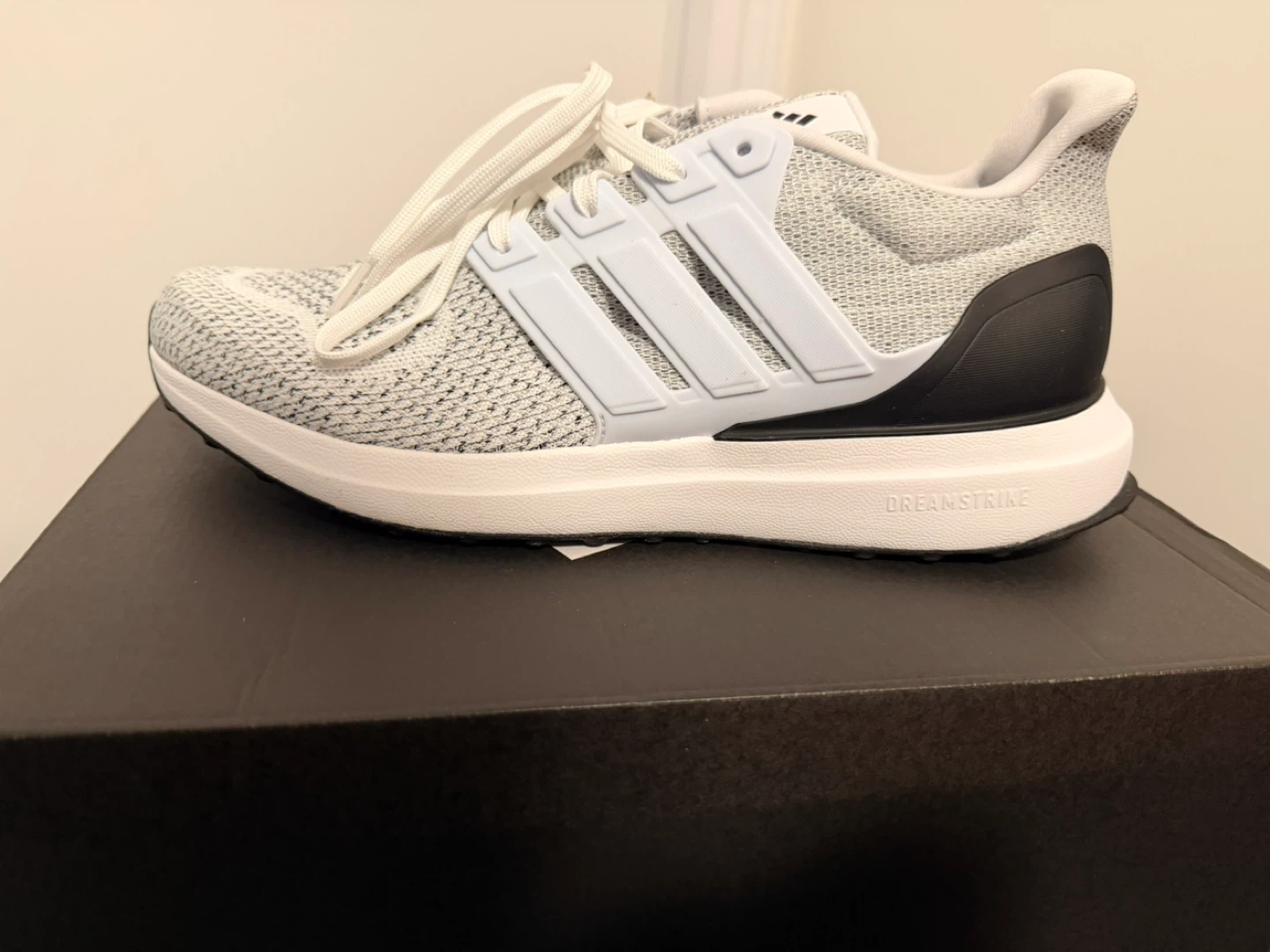 Adidas Ultraboost Dreamstrike Running Shoes size US 11.5 - photo 2