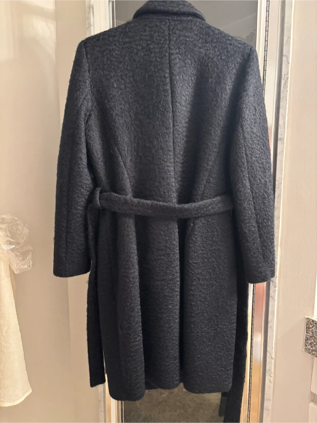 Women Cashmere Coat . From Hugo Boss. Size 6 - photo 2