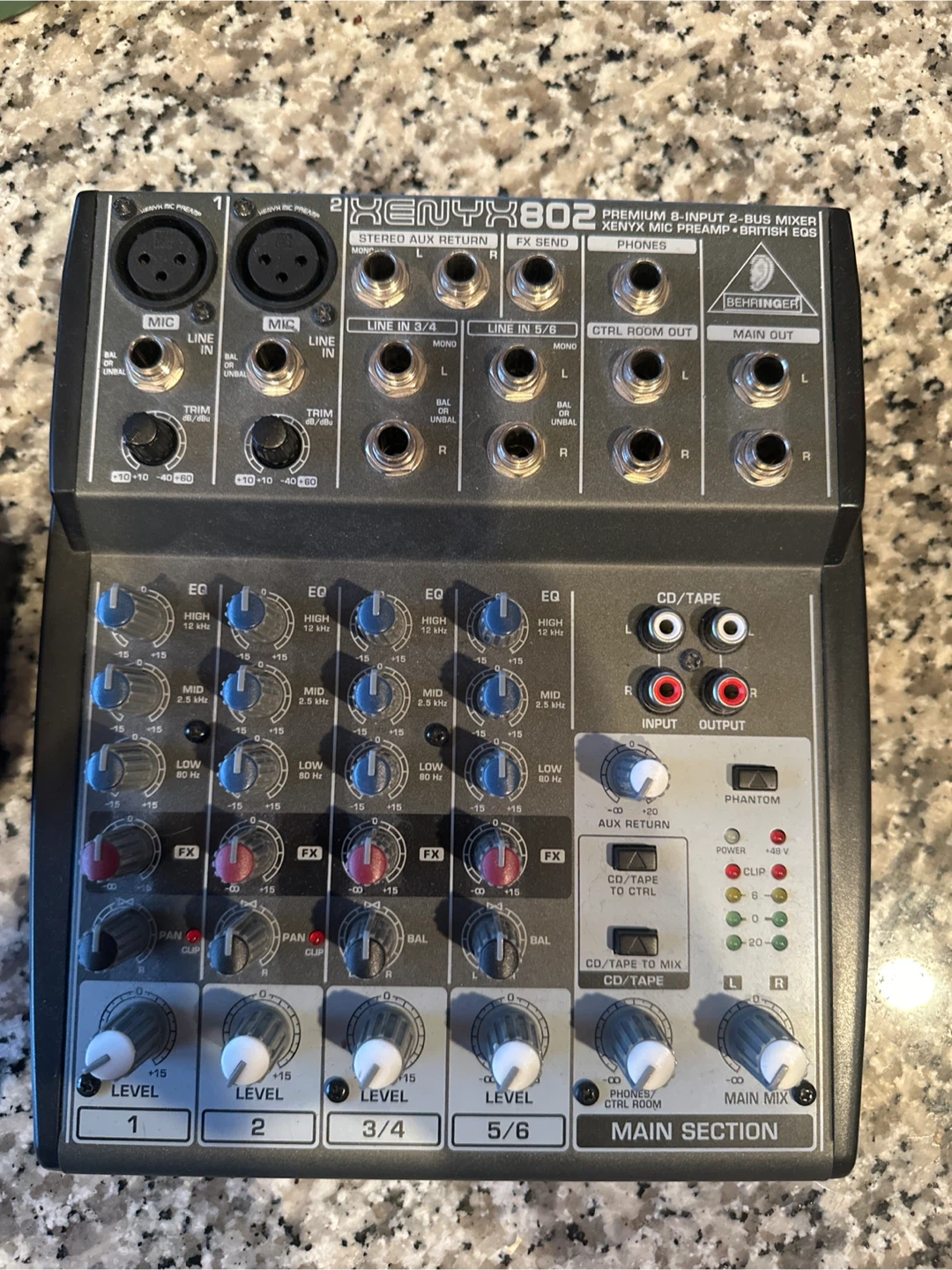 Behringer Xenyx 802 Premium 8-Input 2-Bus Mixer