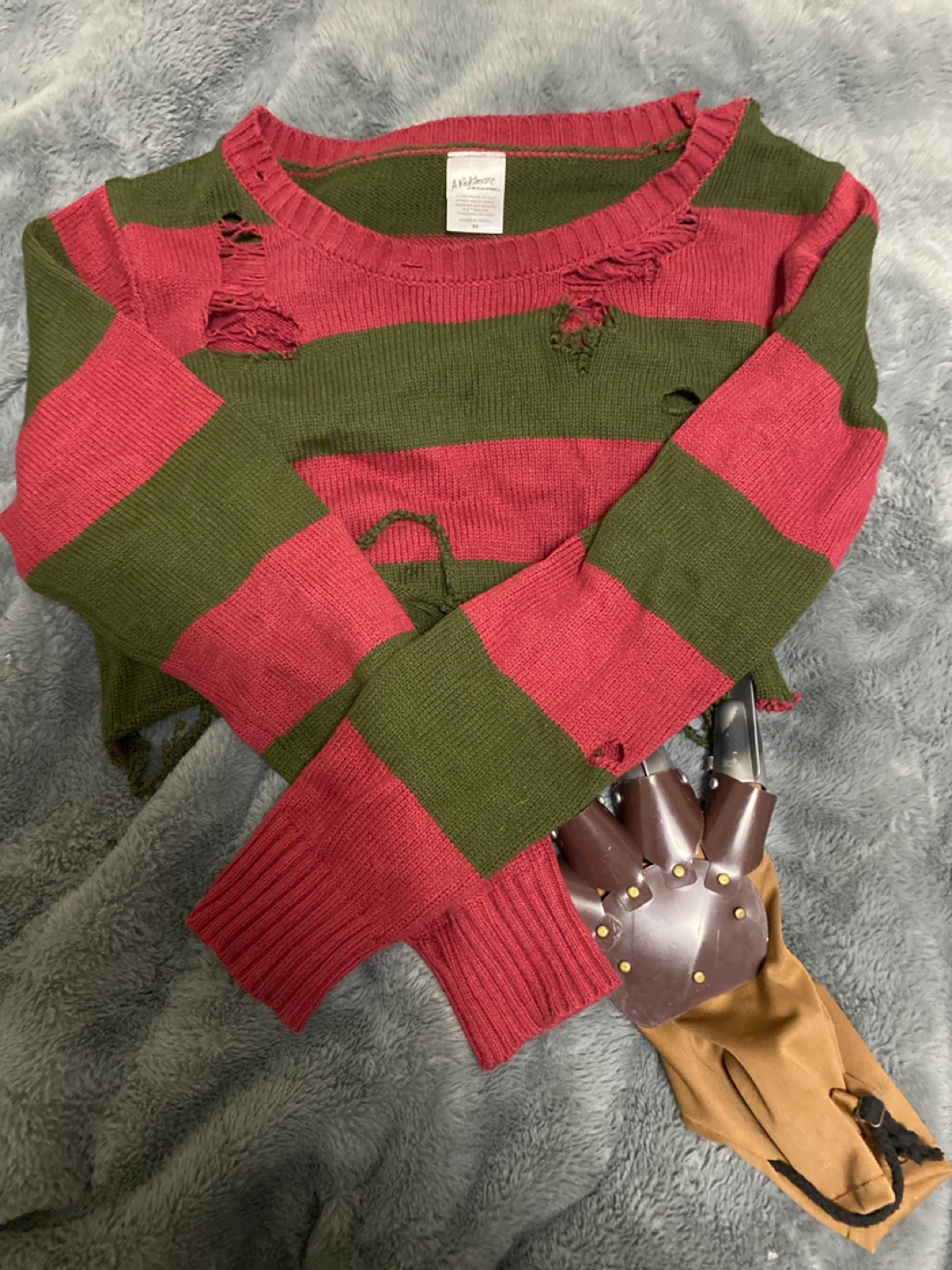 Nightmare on Elm Street Sweater - Size M - photo 3