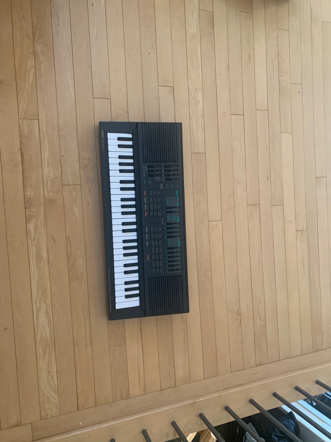 Yamaha portasound pss-570 synthesizer piano keyboard - photo 3