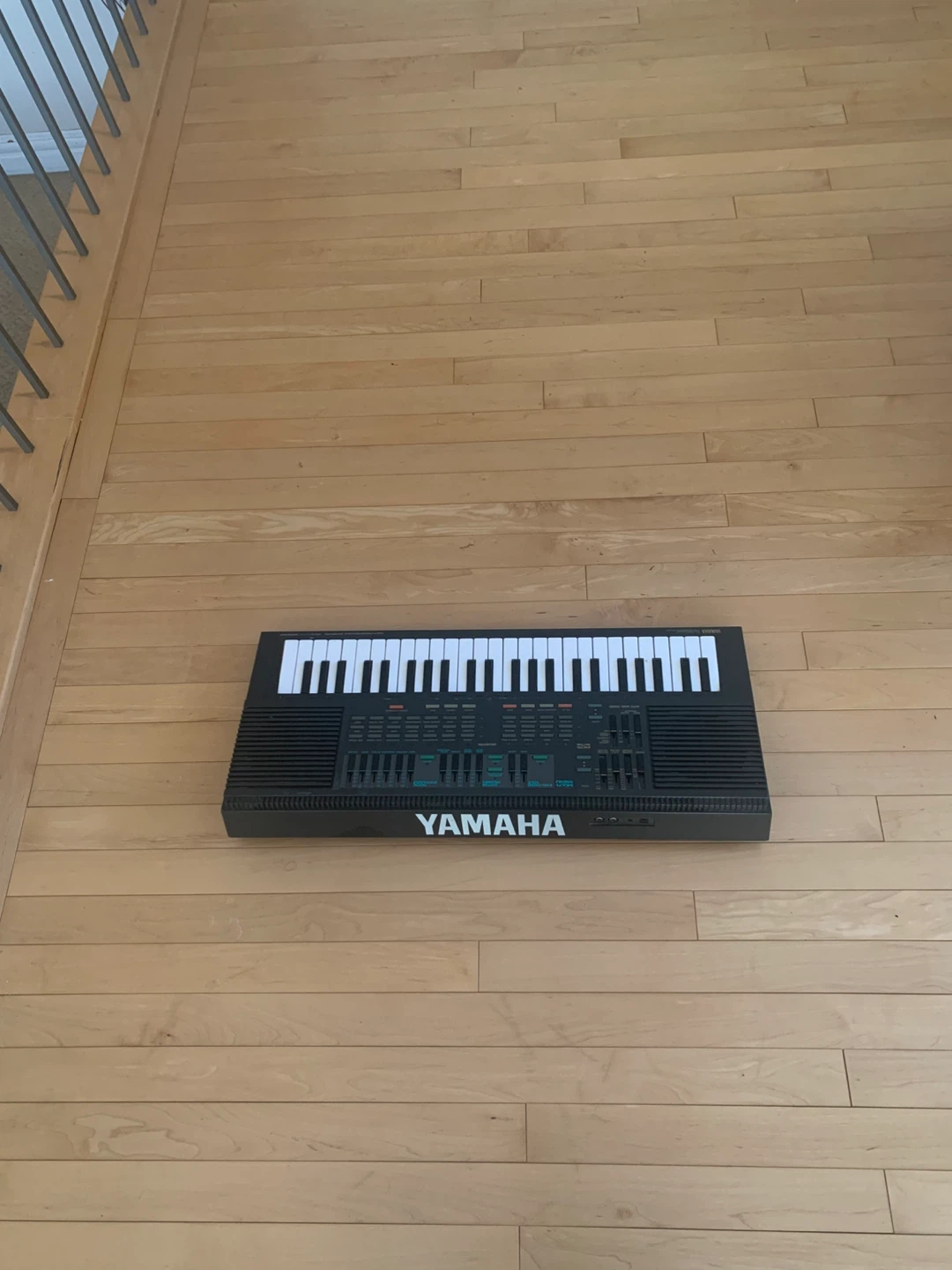 Yamaha portasound pss-570 synthesizer piano keyboard - photo 2