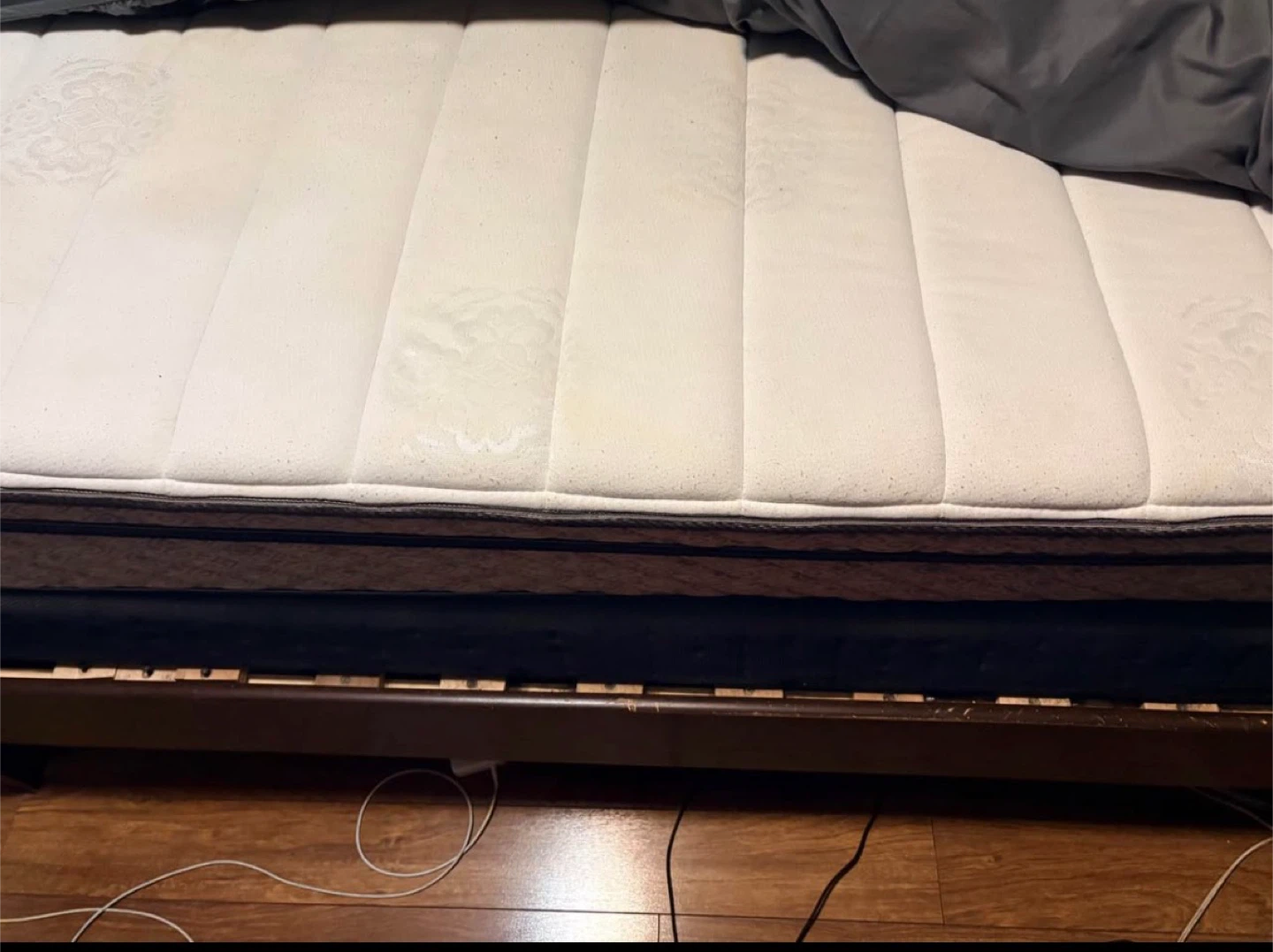 Queen Size storage Bed Frame and Mattress - photo 4