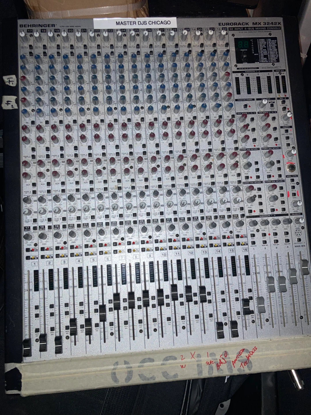 Behringer Eurorack MX 3242X Mixing Console