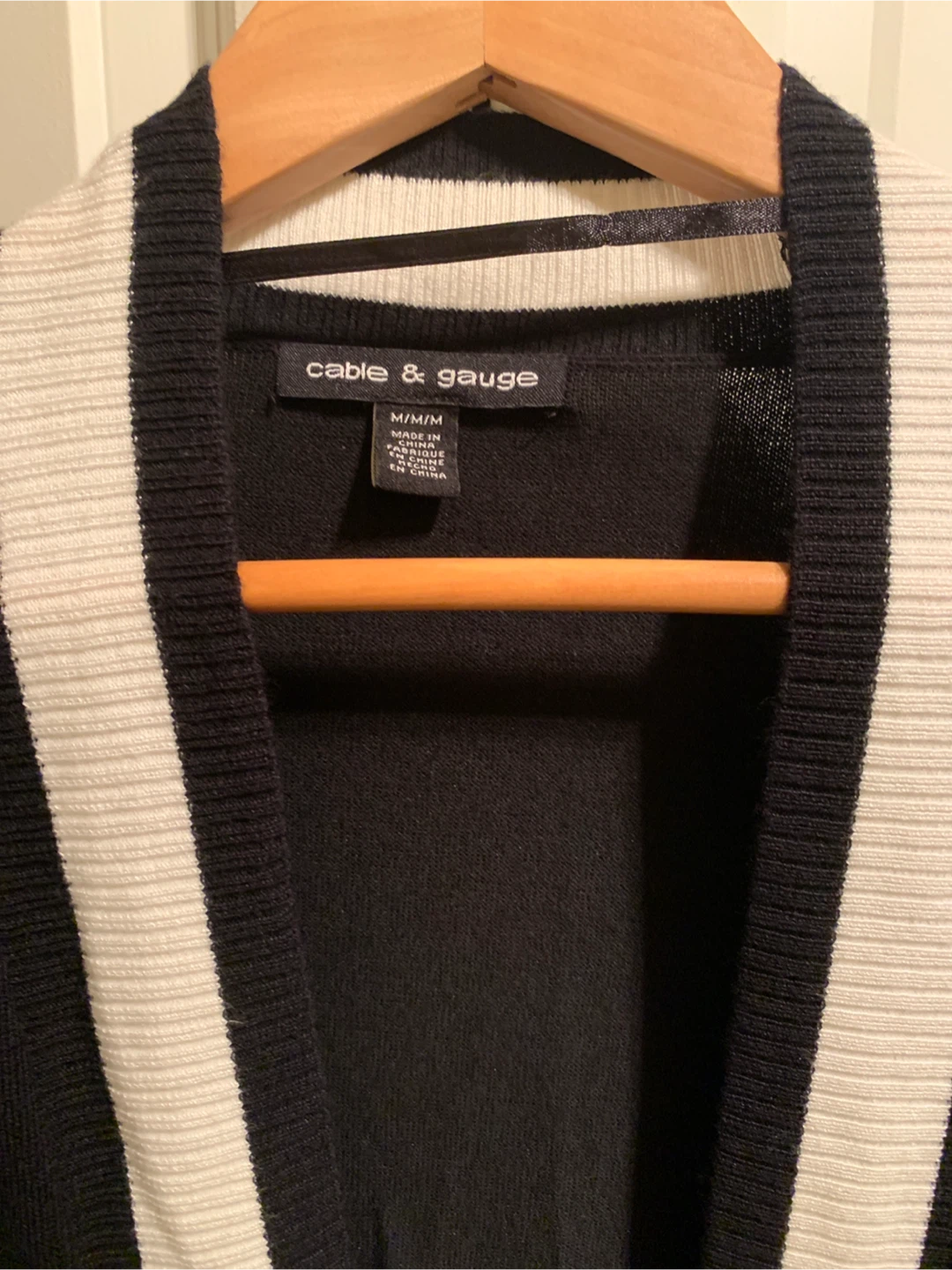 Cable and Gauge Black and Cream Cardi 🥕 - photo 2