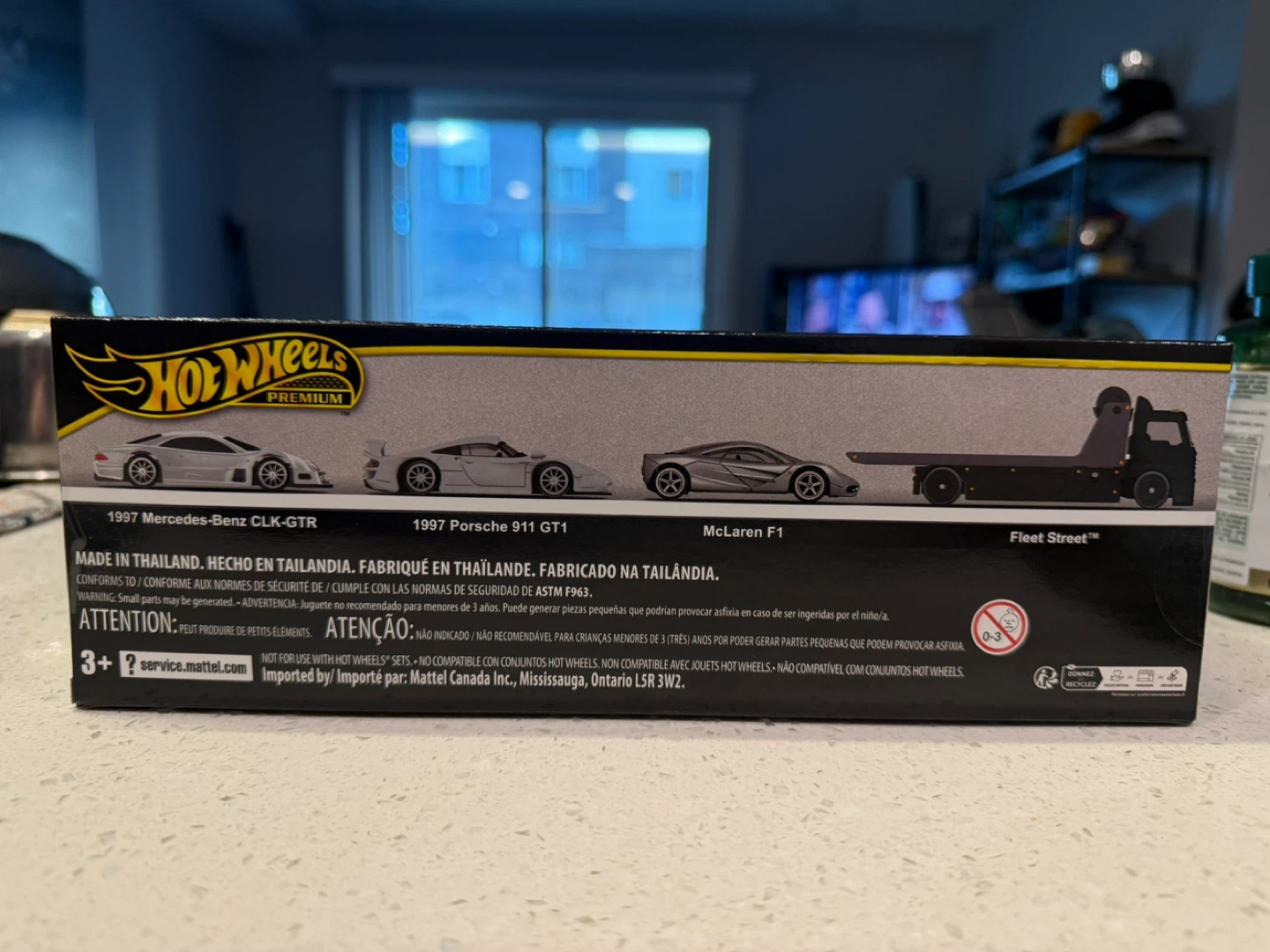 Hot Wheels Premium Fleet Street Set - photo 4