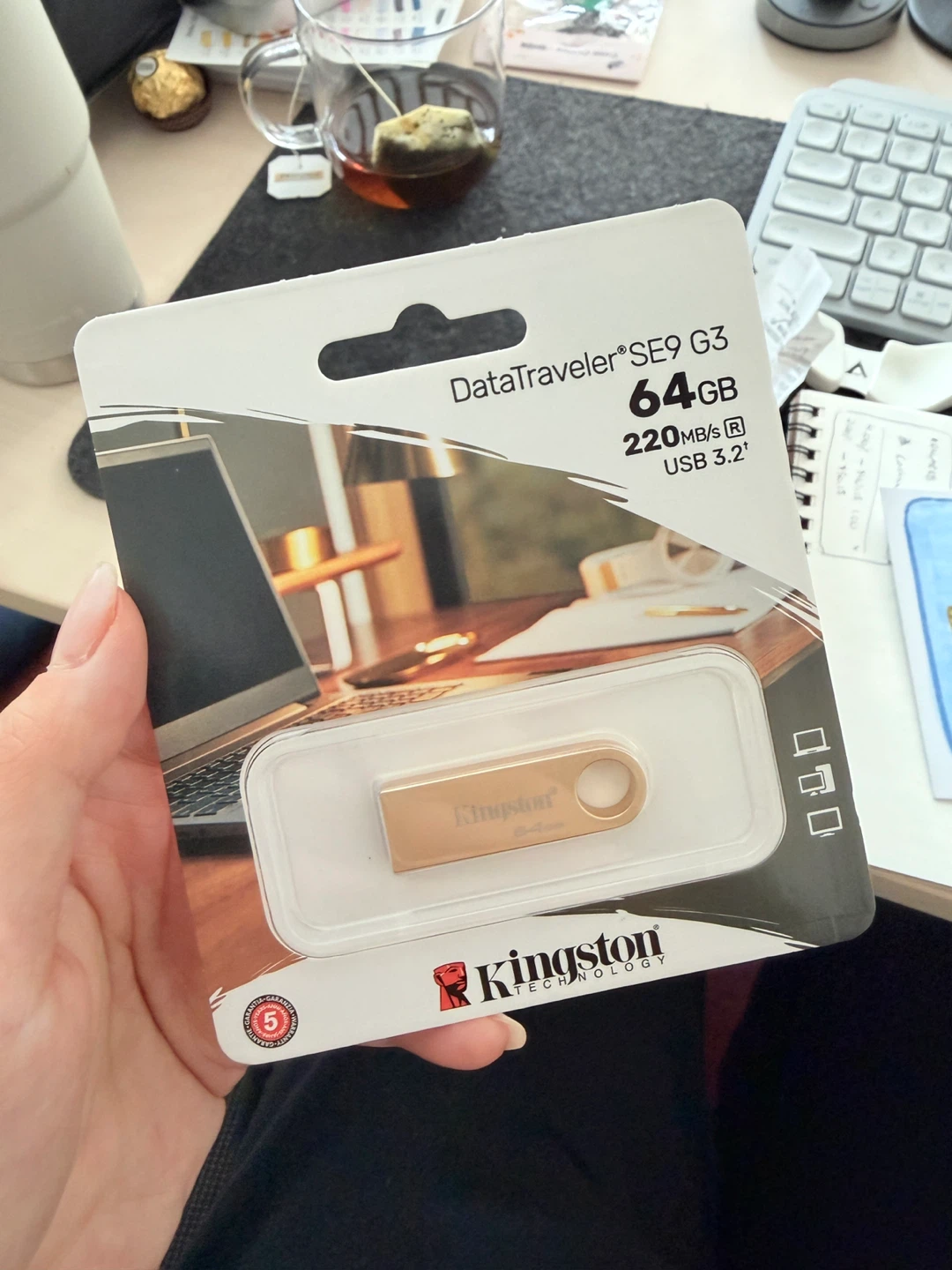 64gb USB stick - brand new, used once
