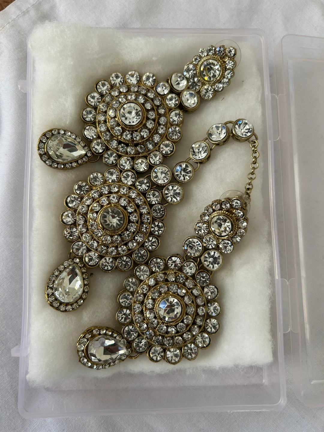 Rhinestone Floral Drop Earrings - Gold