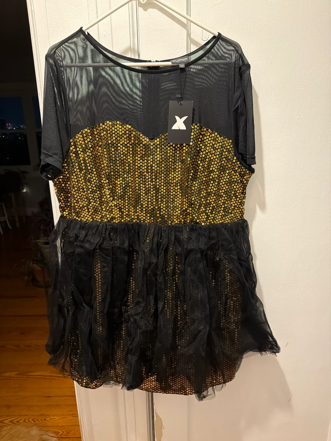 RLLUWEAR Black & Gold Sequin Dress - Size 2XL