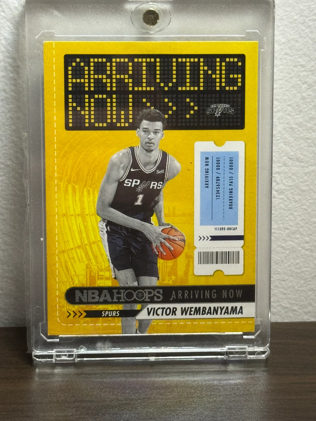 Victor Wembanyama NBA Hoops rookie Card