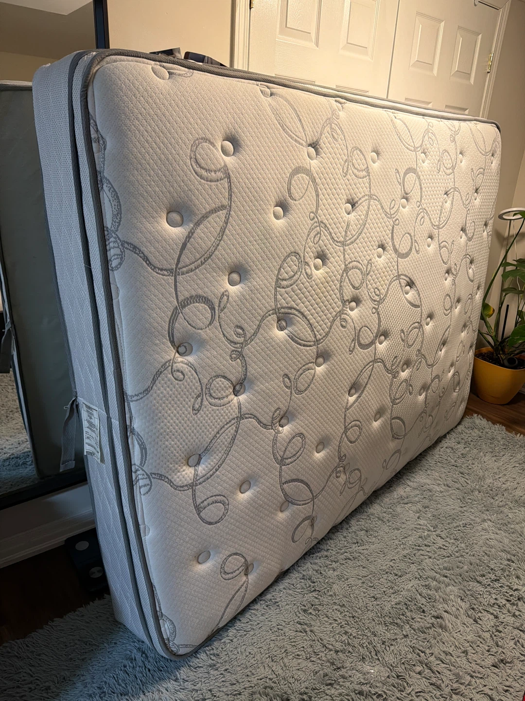 Queen Mattress - Good Condition
