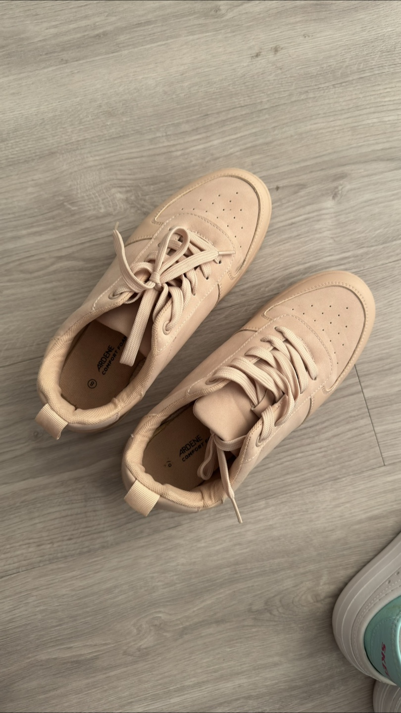 Ardene Women’s Comfort Fit Sneakers - photo 2