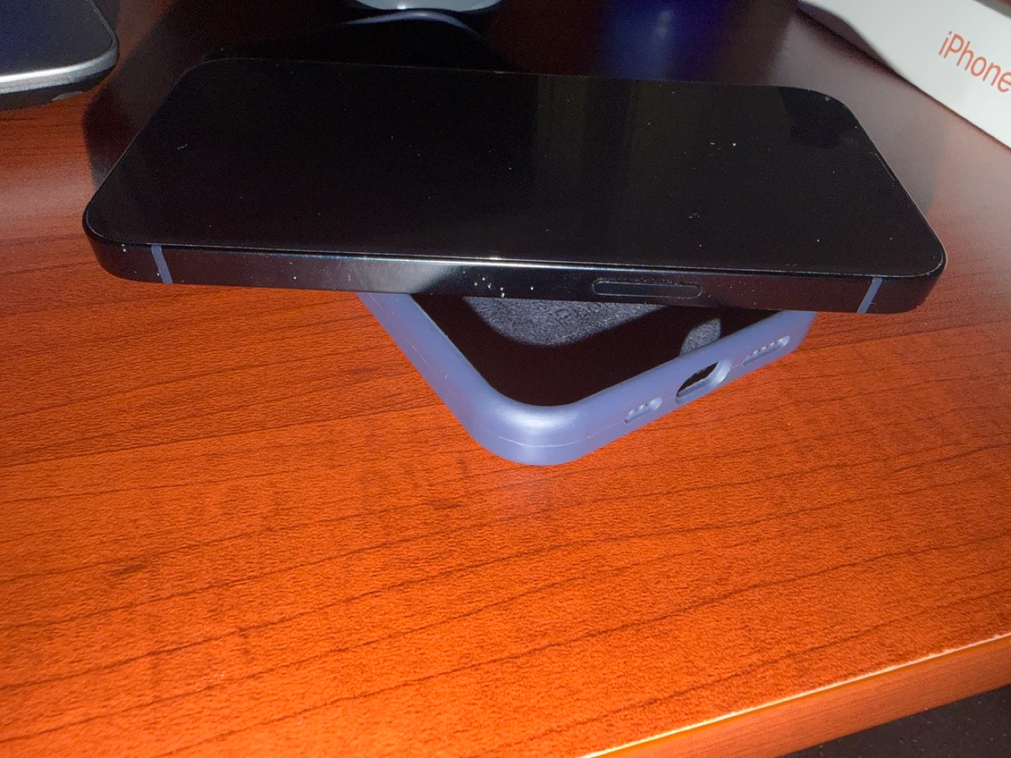 iPhone 14 Blue with Case-128gb - photo 3