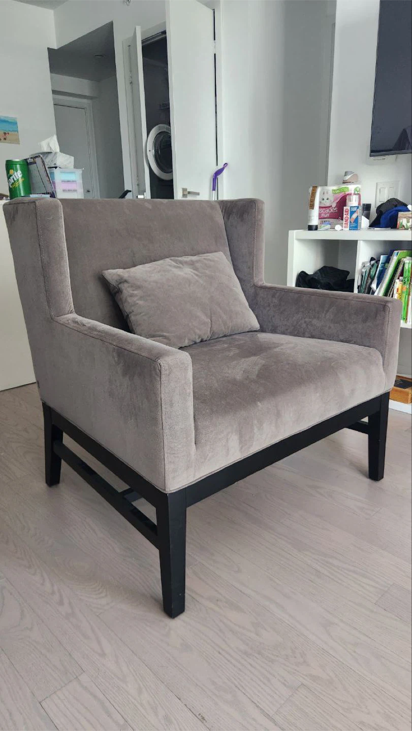 Modern Velvet Chair - photo 2
