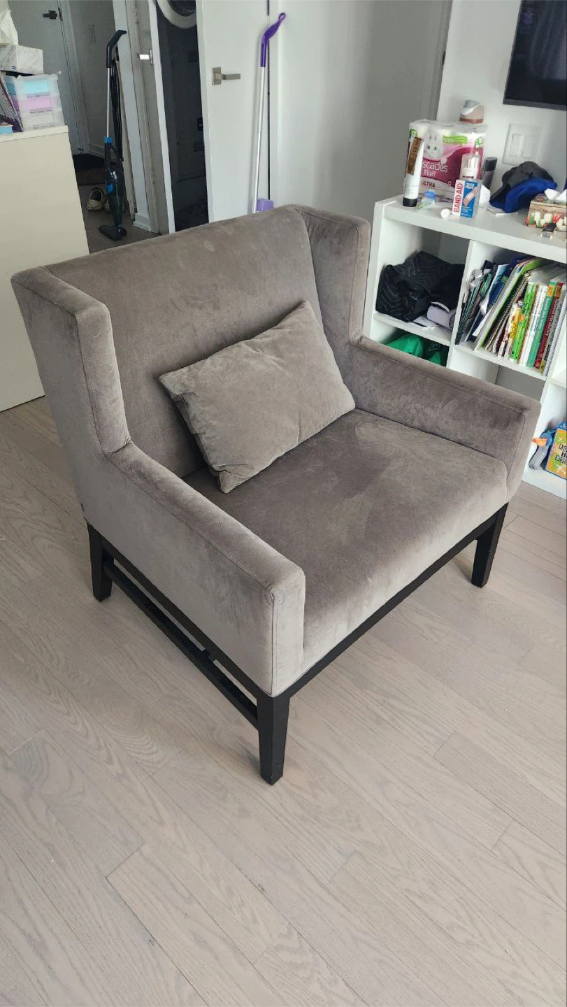Modern Velvet Chair