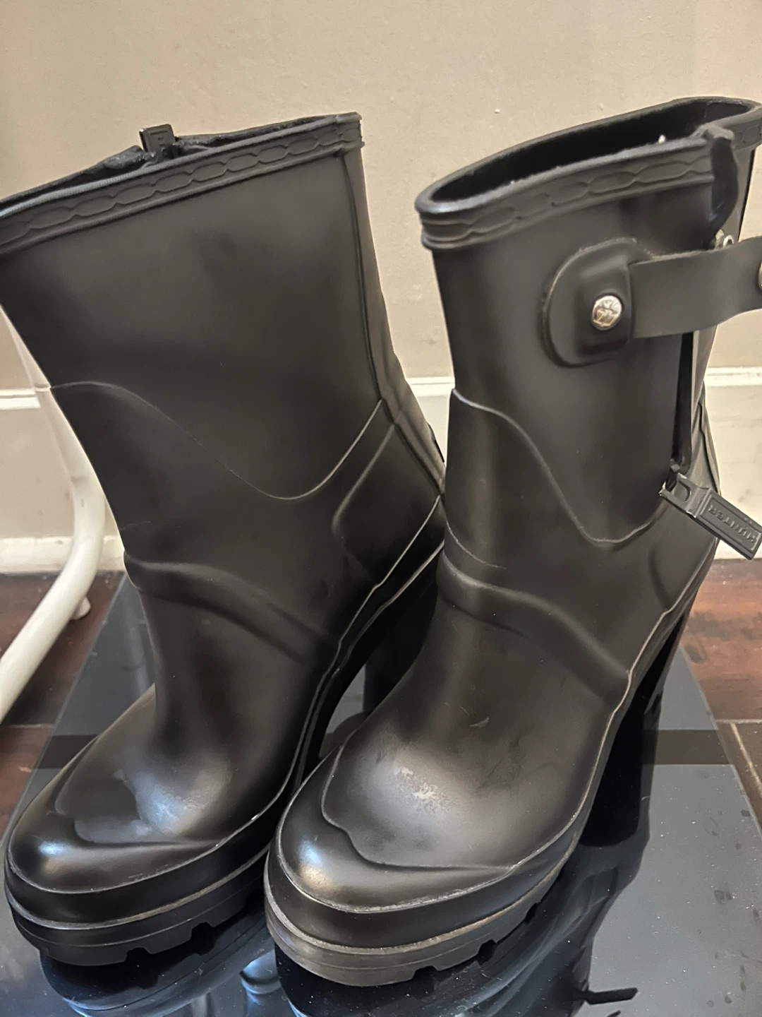 Hunter Black Heeled Rain Boots size6.5 - photo 2