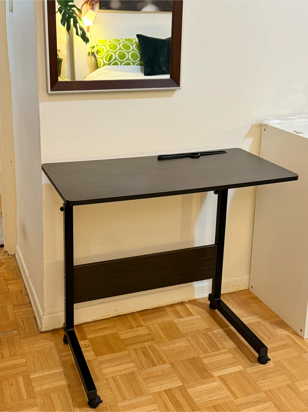 Portable Laptop Stand with Wheels