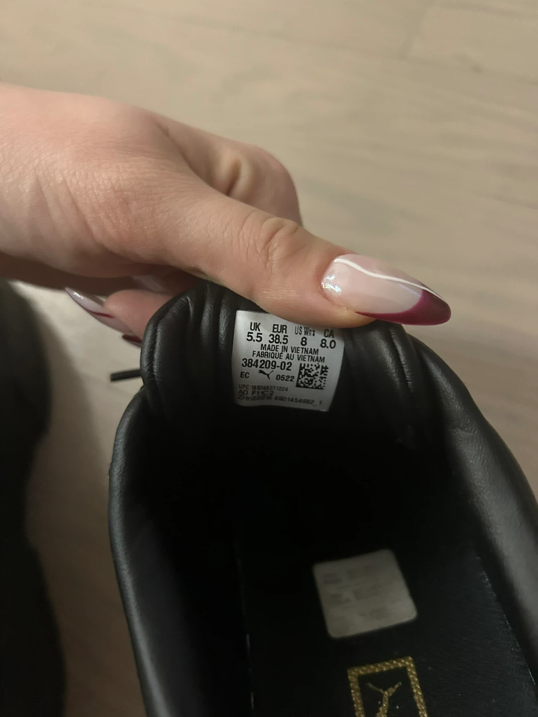 👟 Puma Sneakers (Women’s Size 8, Black) - photo 3