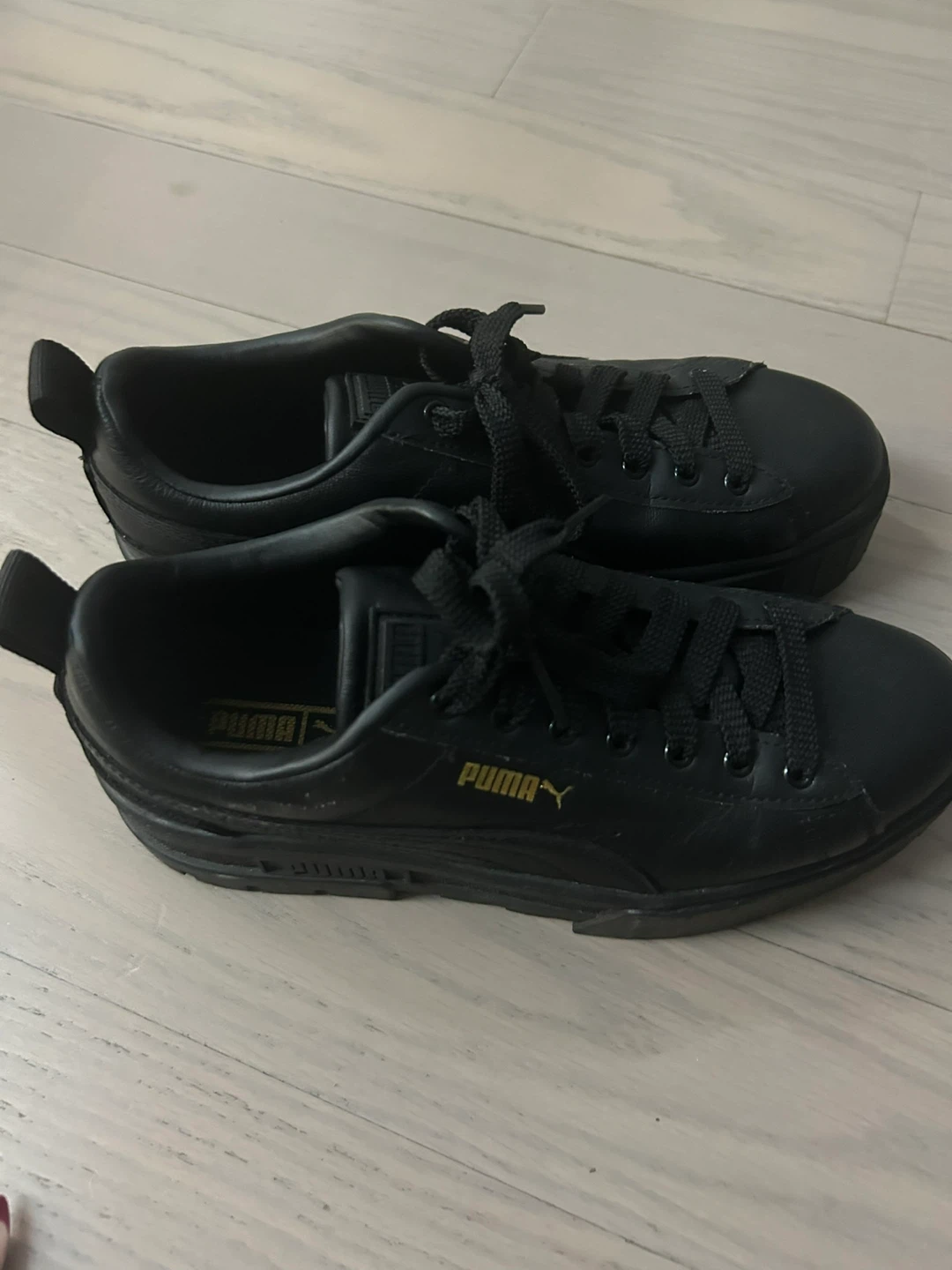 👟 Puma Sneakers (Women’s Size 8, Black) - photo 2