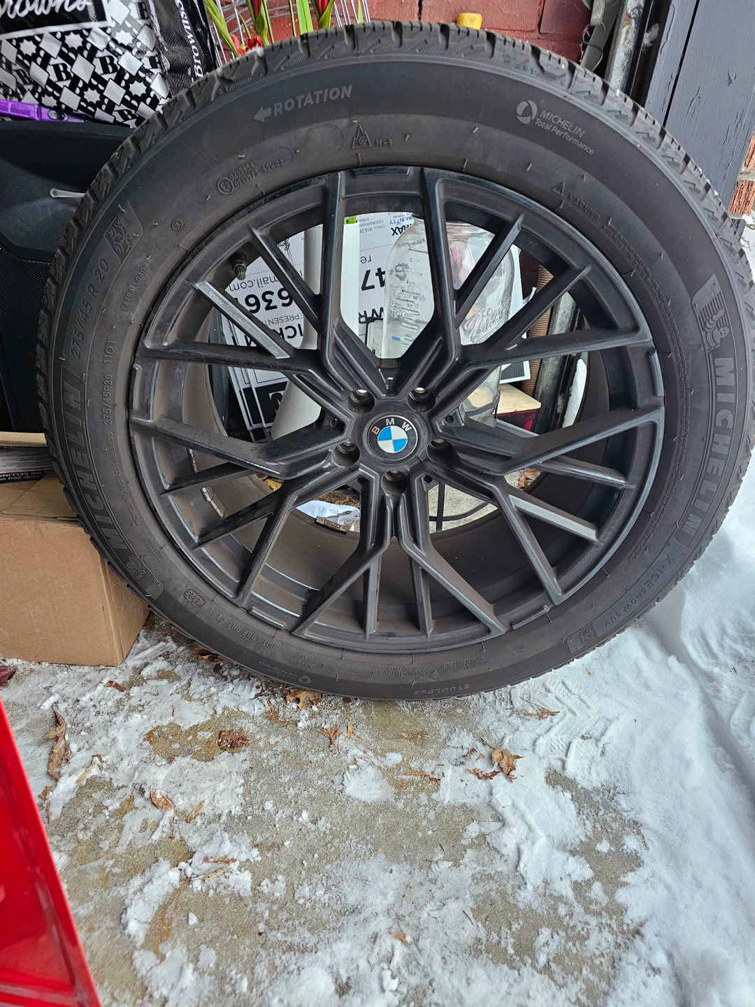 2023 BMW TIRES - photo 2