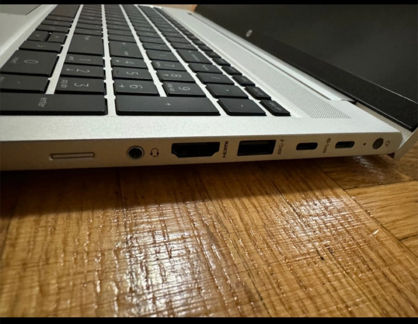 HP PROBOOK 450 G10 15.6” - i7-1355u/16GB/512GB - LIKE NEW - photo 3
