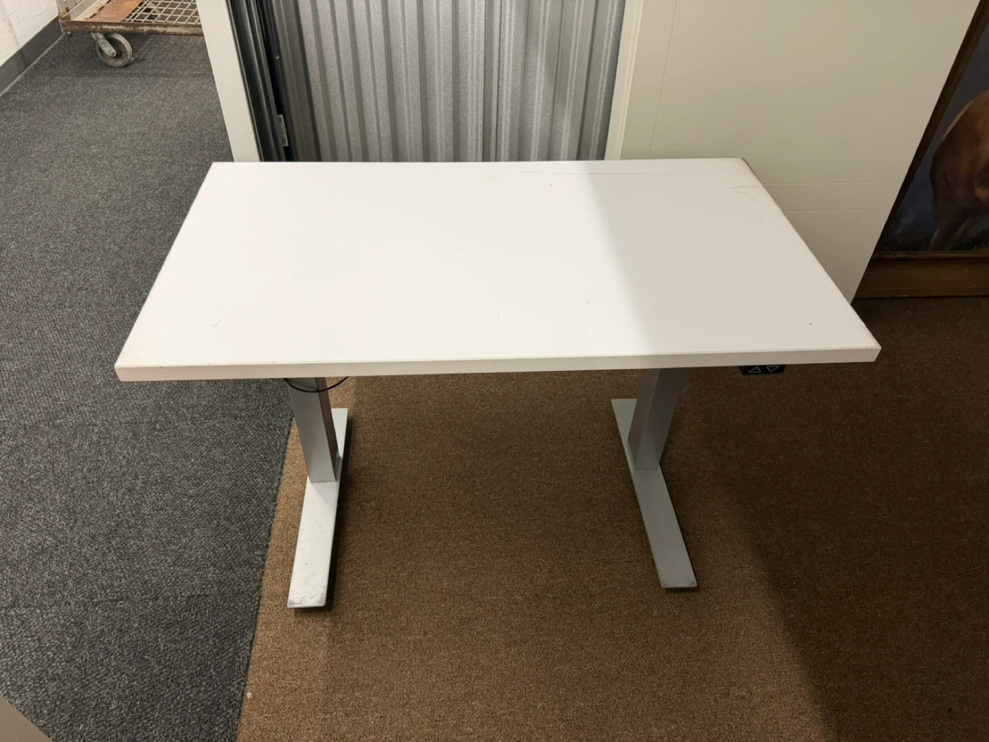 White Adjustable Standing Desk