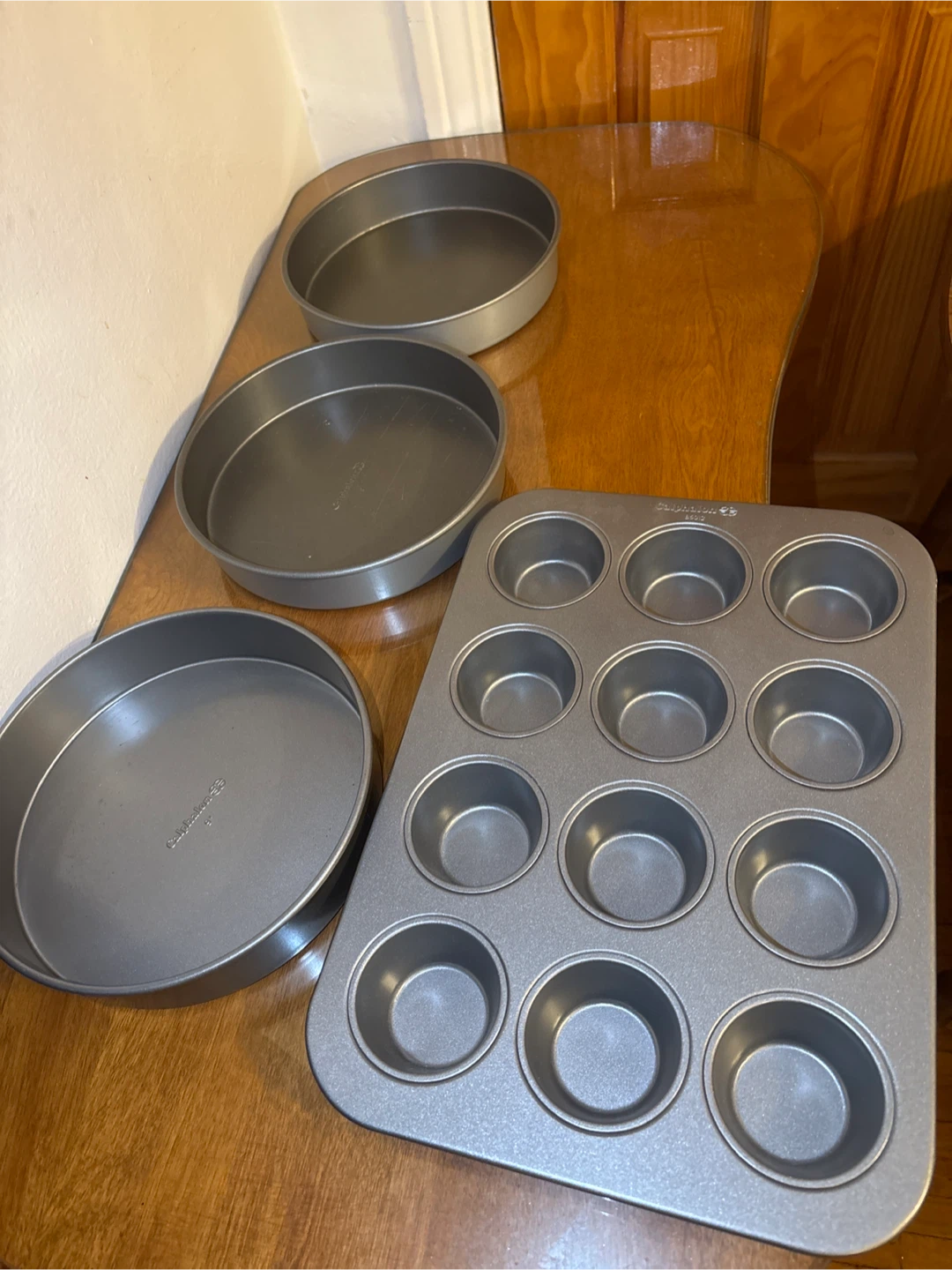 Calphalon 9" Round Cake Pans & Muffin Tin