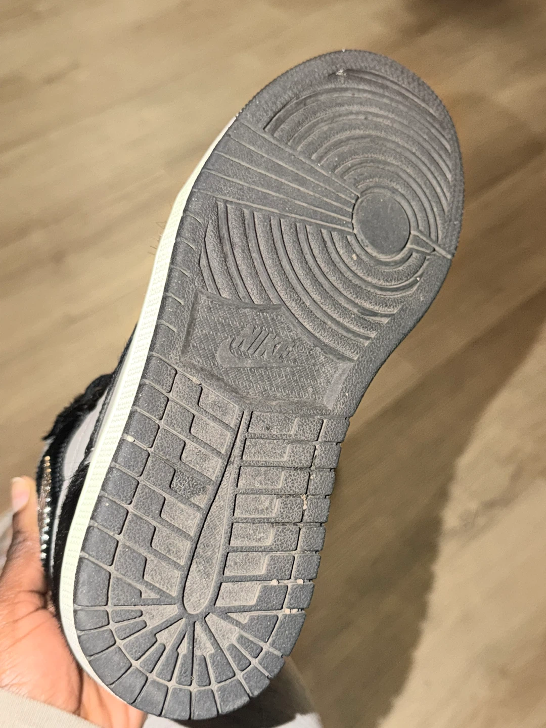 Air Jordan 1s - photo 3