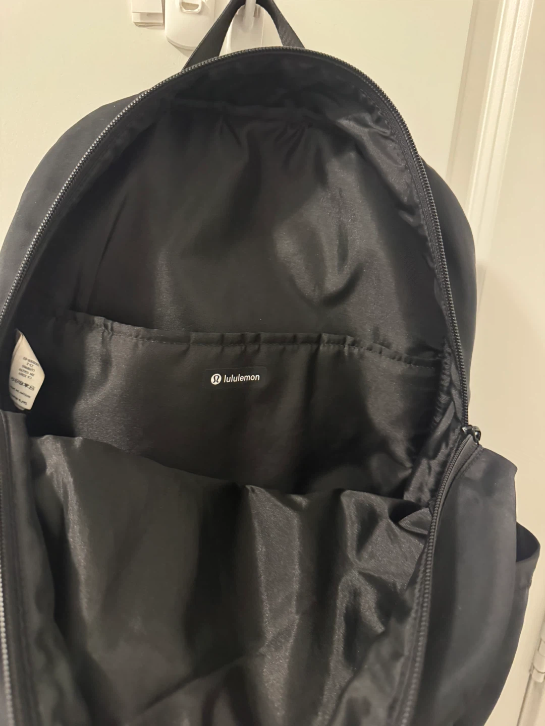 Lululemon Black Backpack - photo 3