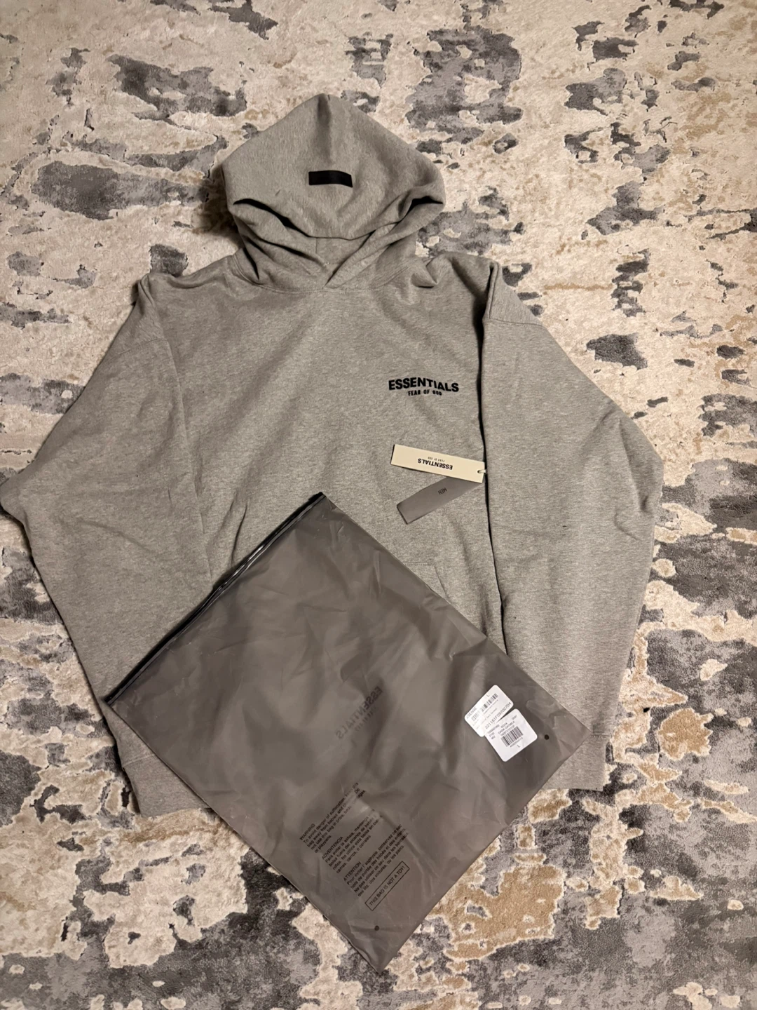 New Essentials Fear of God Hoodie - L Dark Oatmeal