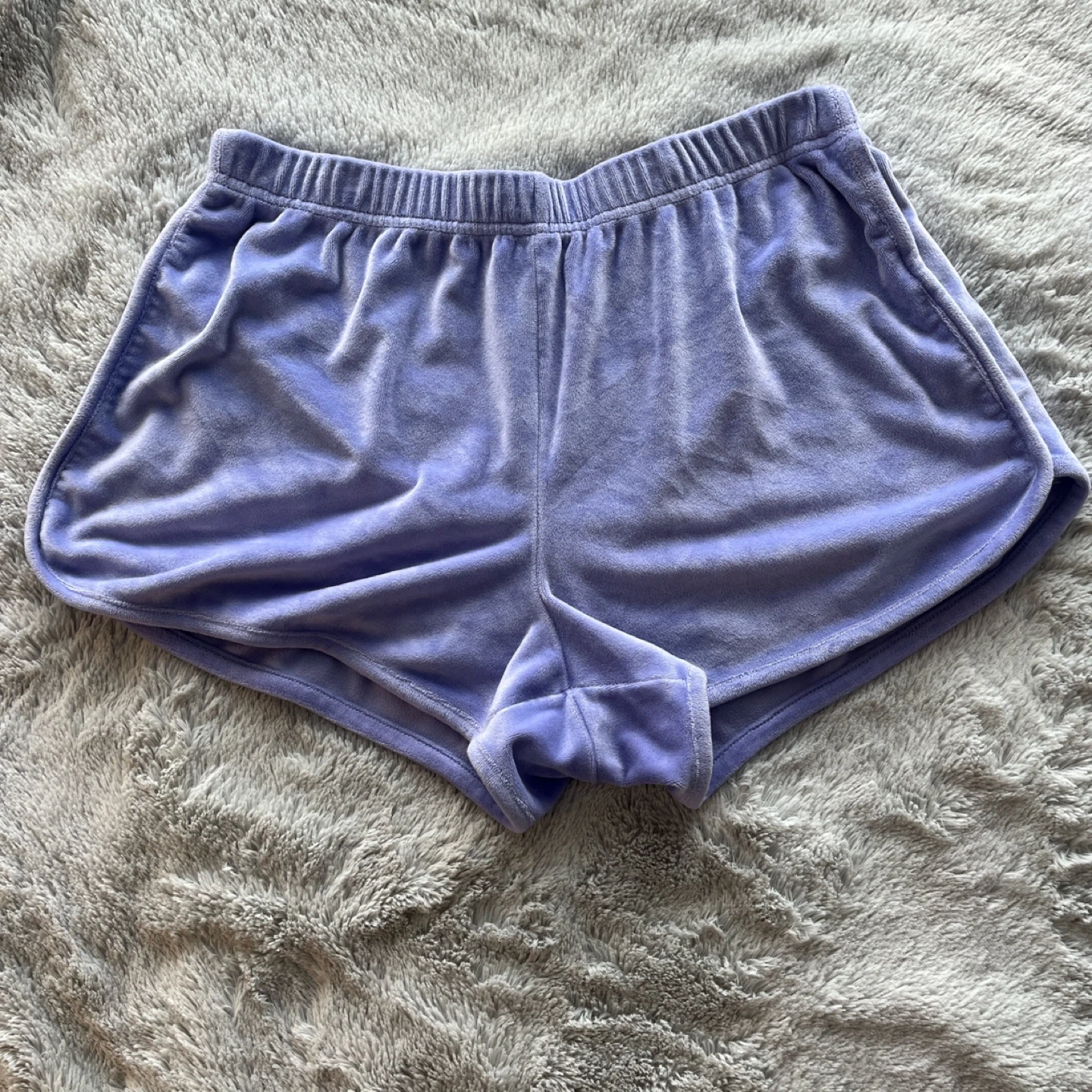 Juicy Couture Velour Shorts - Size M - photo 2