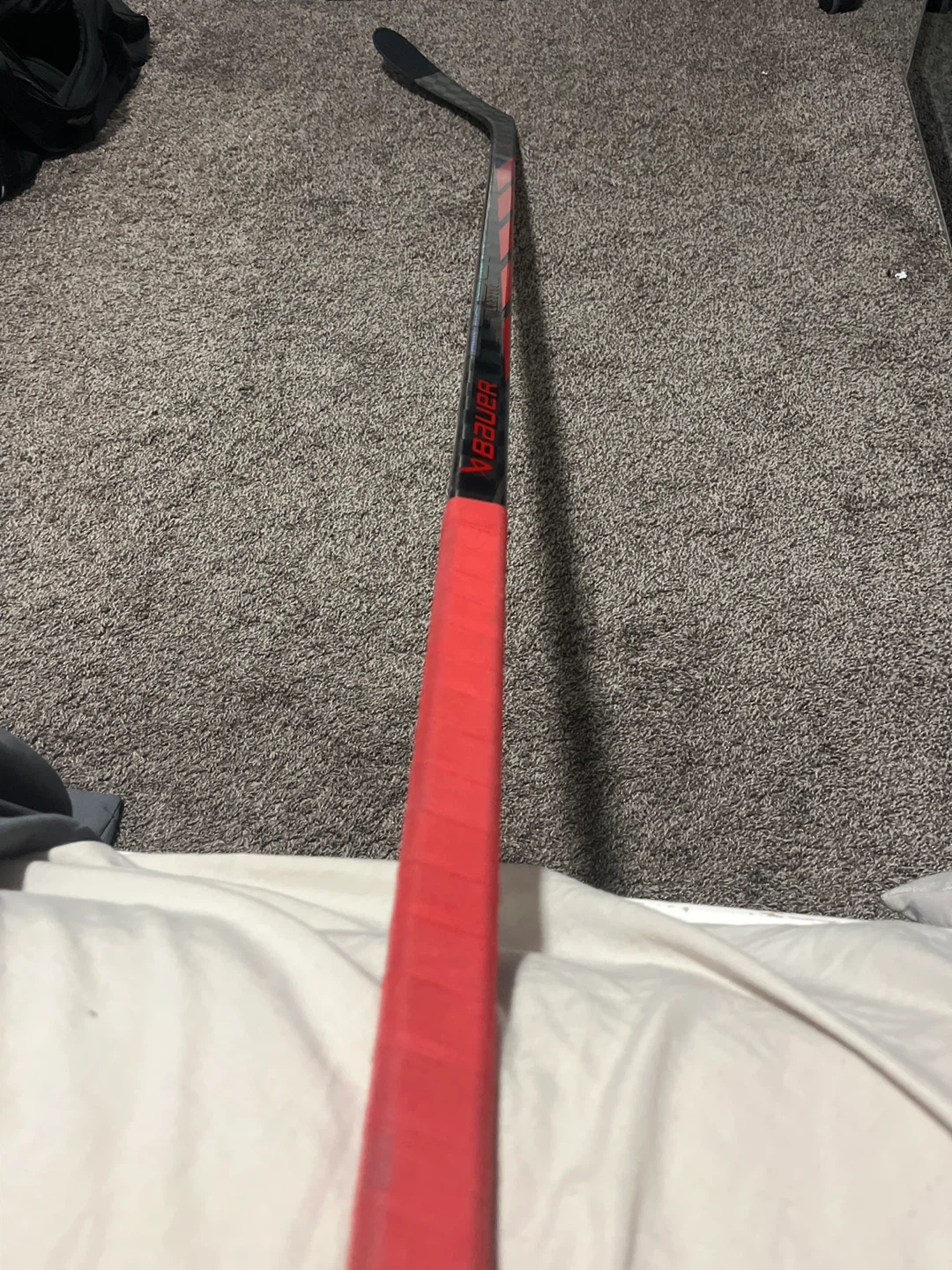Game used signed Thomas Chabot stick - photo 4