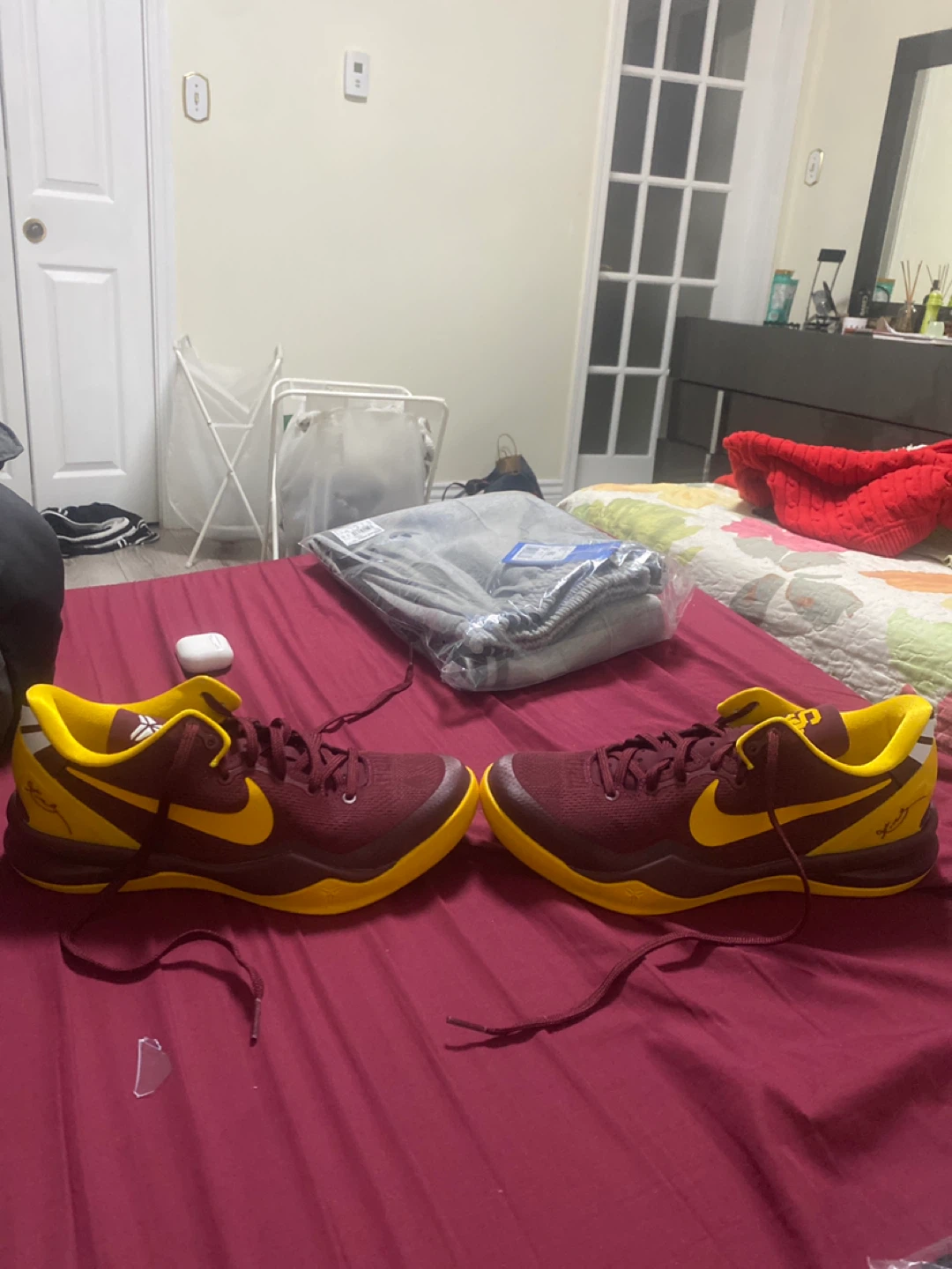 Nike Kobe 8 protro USC Shoes size 9