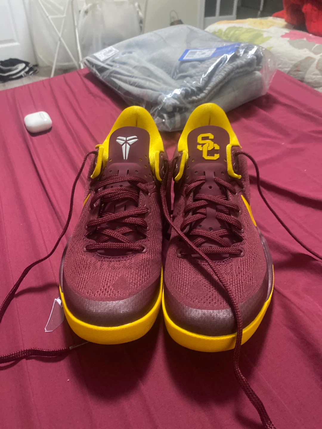 Nike Kobe 8 protro USC Shoes size 9 - photo 2