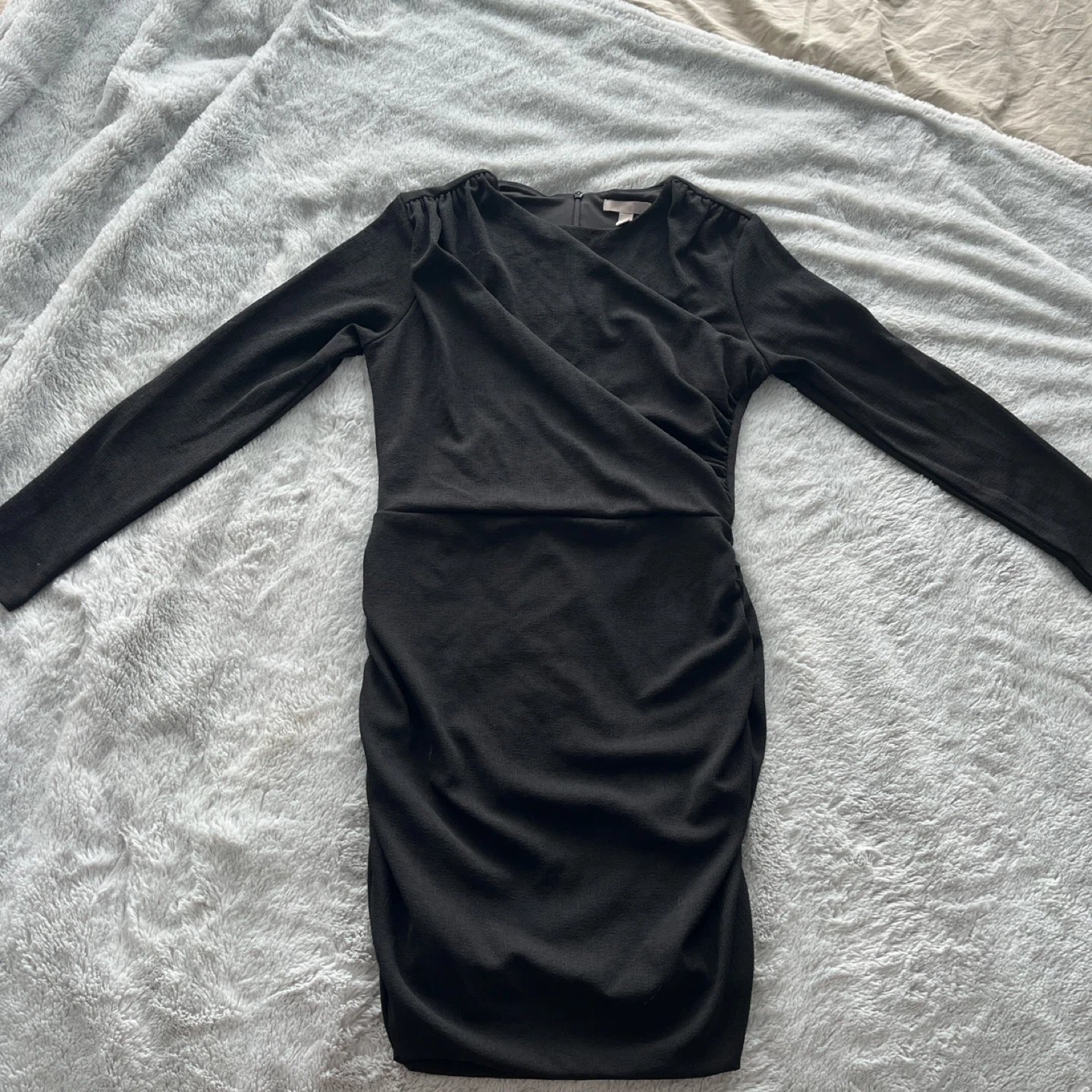 H&M Black Long Sleeve Dress - Size M