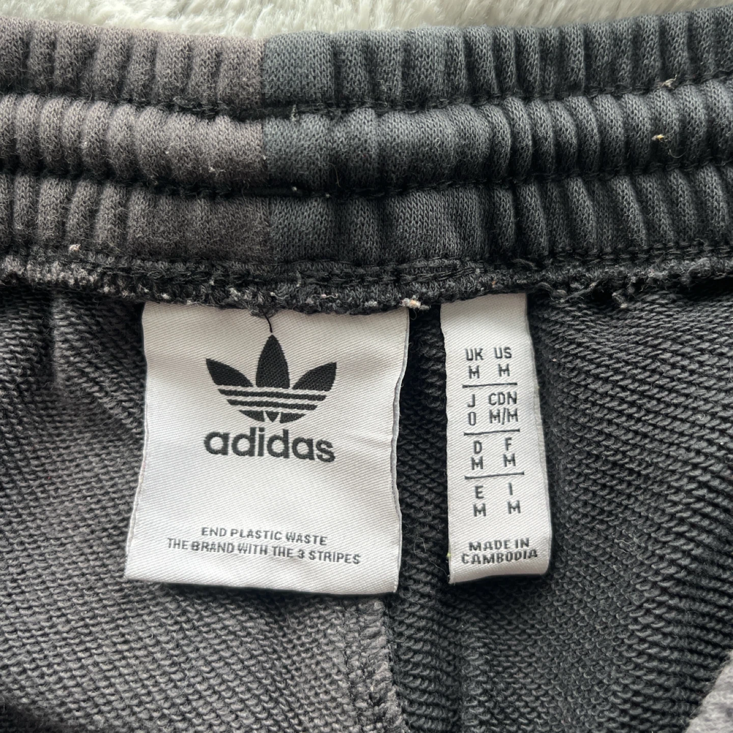Adidas Sweatpants Size M - photo 3