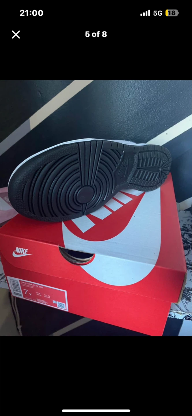 Nike Dunk Low GS Black White Size 7Y - photo 4