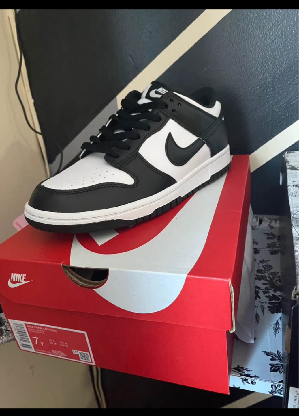 Nike Dunk Low GS Black White Size 7Y - photo 2